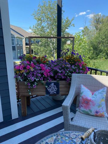 18230 Jurel Way, Lakeville, MN 55044