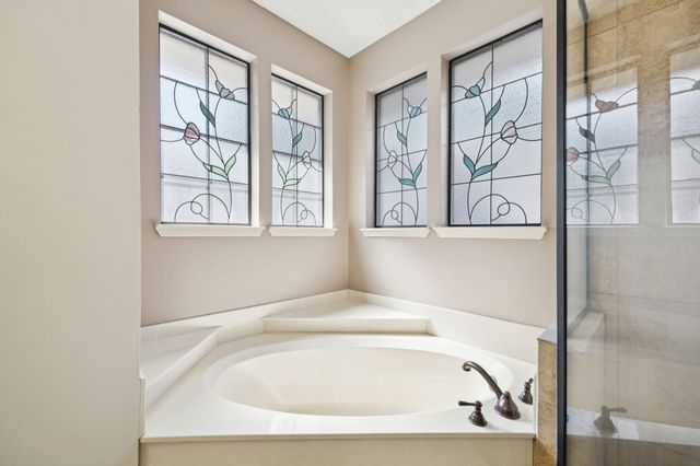 2424 Cross Timbers Trail, Arlington, TX 76006