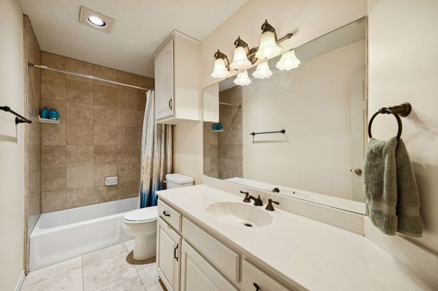 2424 Cross Timbers Trail, Arlington, TX 76006