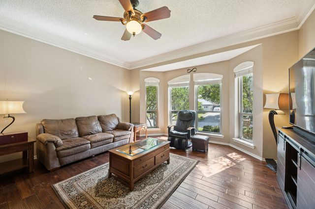 2424 Cross Timbers Trail, Arlington, TX 76006