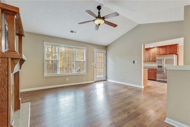 130 Crestwood Drive, Dallas, GA 30157