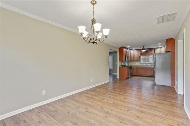 130 Crestwood Drive, Dallas, GA 30157