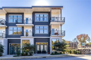 812 W College Avenue, Decatur, GA 30030