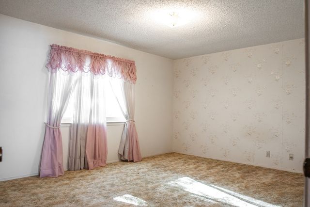 302 W 18th St, Robert Lee, TX 76945