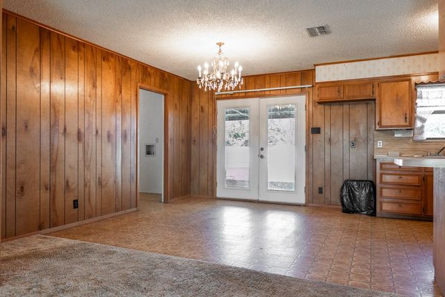 302 W 18th St, Robert Lee, TX 76945