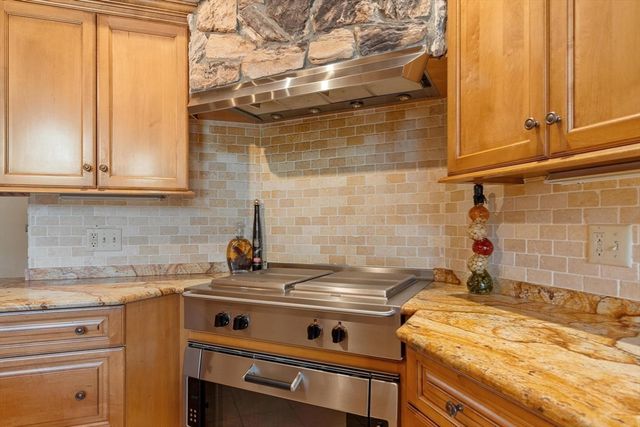 243 Concord Road, Westford, MA 01886