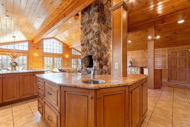 243 Concord Road, Westford, MA 01886