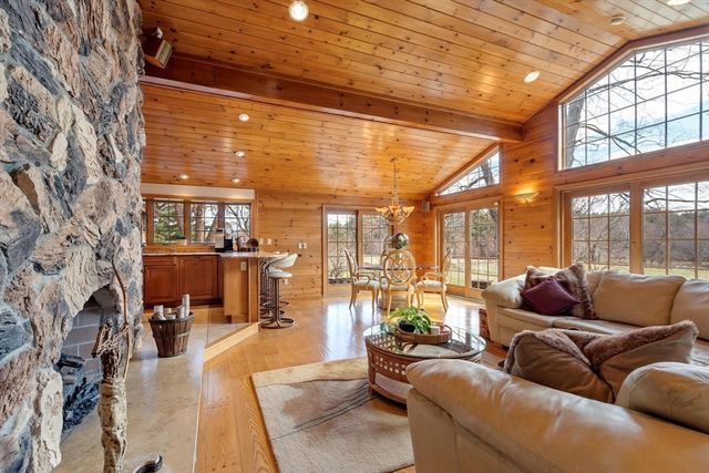 243 Concord Road, Westford, MA 01886