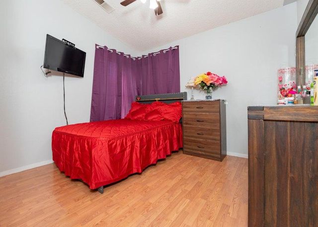 1818 S Cain Street, Visalia, CA 93292