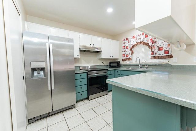 1818 S Cain Street, Visalia, CA 93292