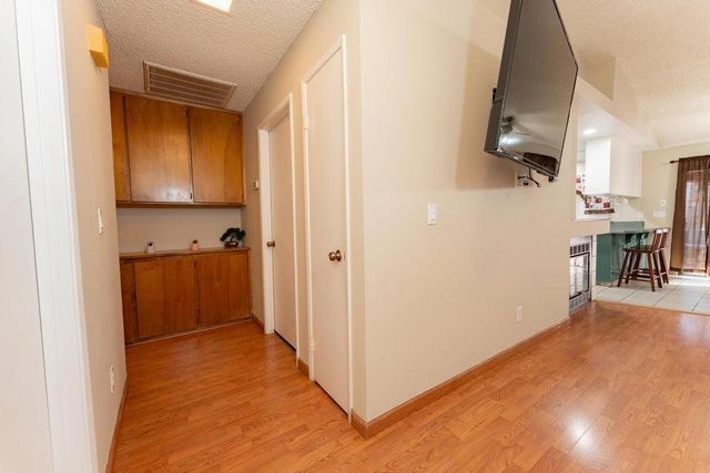 1818 S Cain Street, Visalia, CA 93292