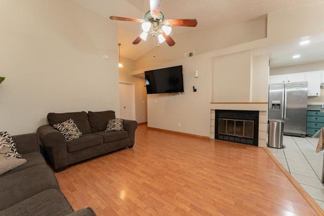 1818 S Cain Street, Visalia, CA 93292