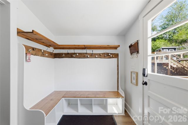 2252 Riceville Road, Asheville, NC 28805