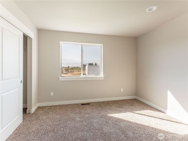 2322 2nd Street SE, East Wenatchee, WA 98802