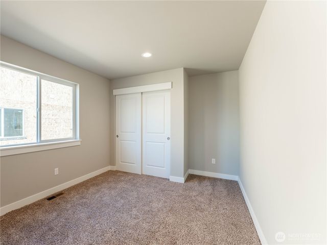 2322 2nd Street SE, East Wenatchee, WA 98802