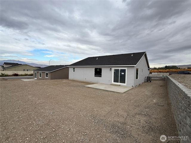 2322 2nd Street SE, East Wenatchee, WA 98802