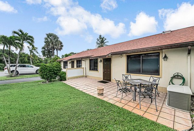 815 Andrew Redding Road 202, Lantana, FL 33462