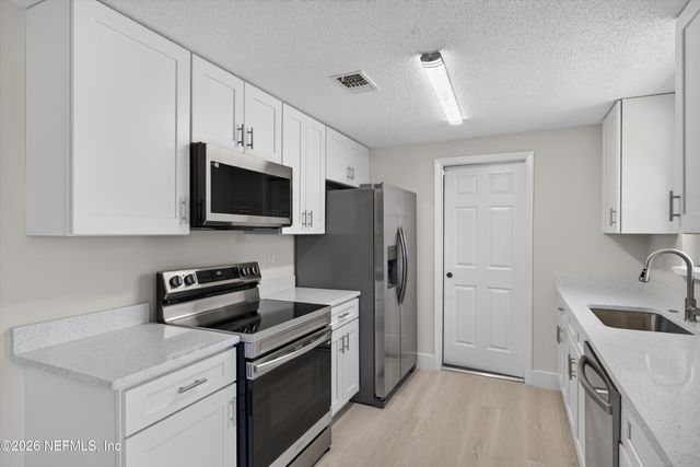 2762 SHARPES Court, Orange Park, FL 32065