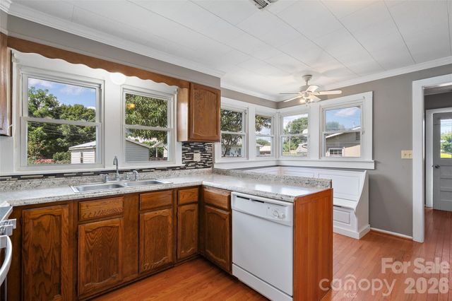 417 Riverbend Street, Waynesville, NC 28786