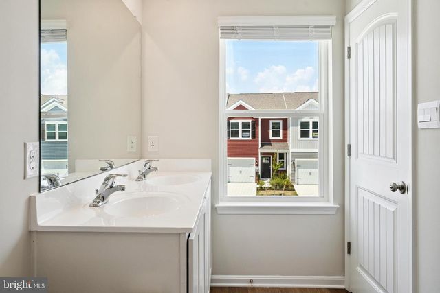 1408 SUGARPLUM LN, Salisbury, MD 21801