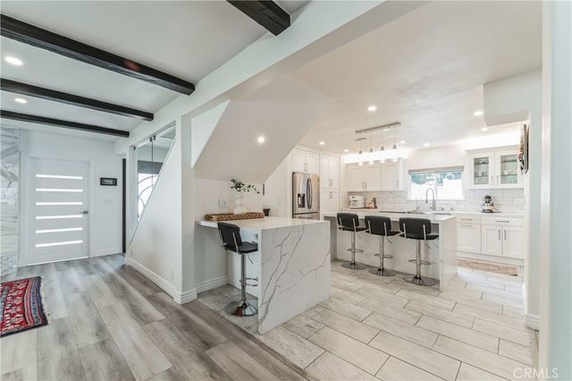 21366 Rios Street, Woodland Hills, CA 91364