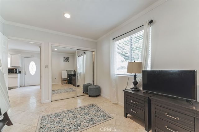 21366 Rios Street, Woodland Hills, CA 91364