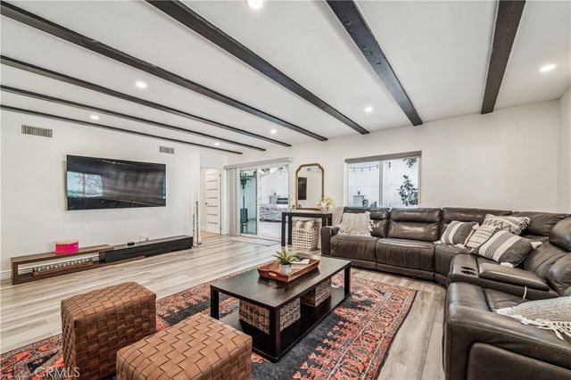21366 Rios Street, Woodland Hills, CA 91364