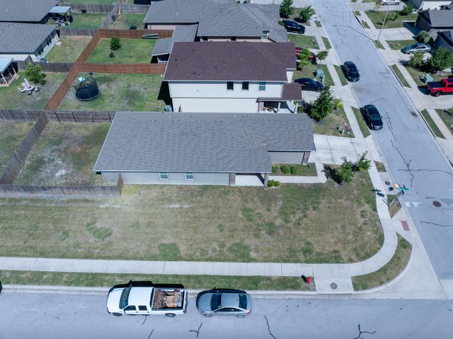 12117 Greywacke DR, Manor, TX 78653