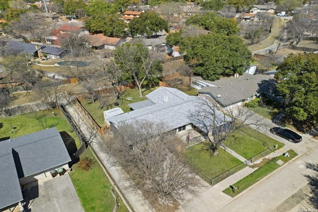 7115 Forest Brk, San Antonio, TX 78240