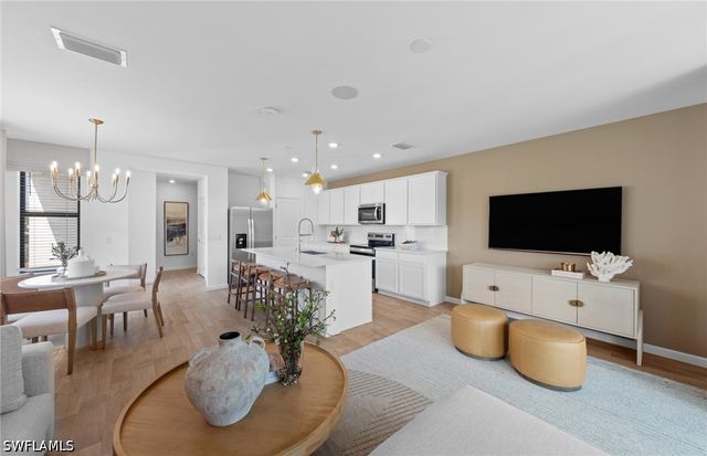 27892 Radiant CT, Bonita Springs, FL 34135