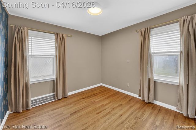 2819 Geneva Street, Dearborn, MI 48124