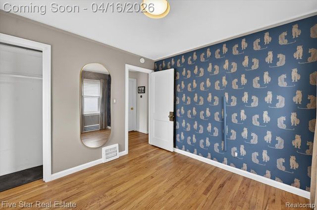 2819 Geneva Street, Dearborn, MI 48124