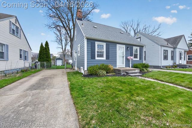 2819 Geneva Street, Dearborn, MI 48124