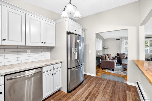 23 Howard Avenue, Valhalla, NY 10595