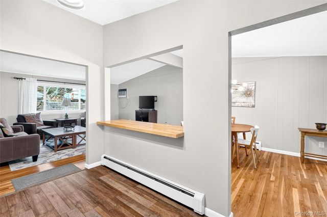 23 Howard Avenue, Valhalla, NY 10595