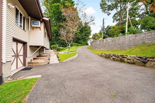 23 Howard Avenue, Valhalla, NY 10595