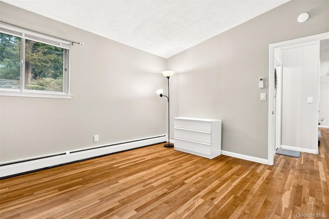 23 Howard Avenue, Valhalla, NY 10595