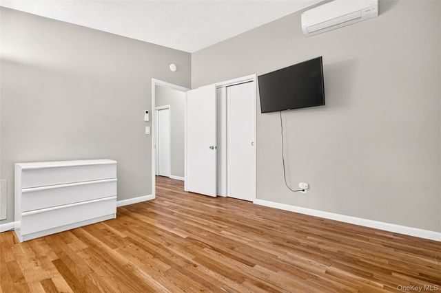 23 Howard Avenue, Valhalla, NY 10595