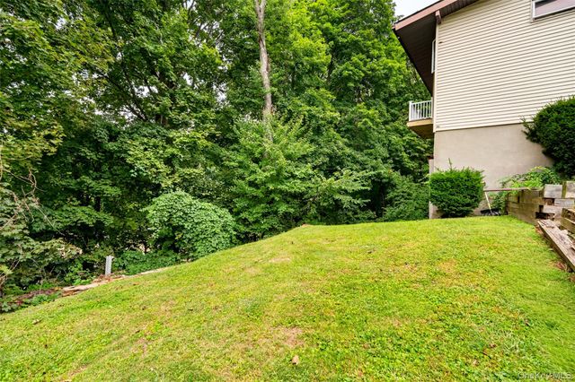 23 Howard Avenue, Valhalla, NY 10595