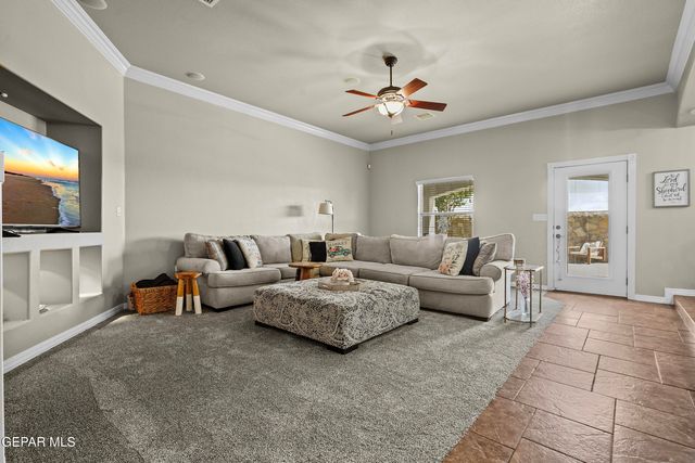 3066 SNOWY POINT Drive, El Paso, TX 79938