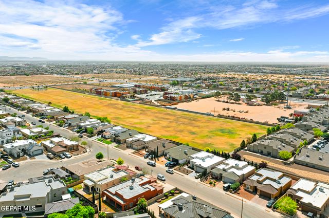 3066 SNOWY POINT Drive, El Paso, TX 79938