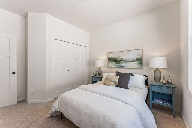 10478 Glenbrook Avenue South, Cottage Grove, MN 55016