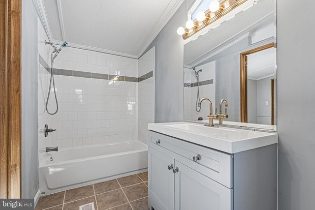 18 HAMMOCK TRL, Middle River, MD 21220