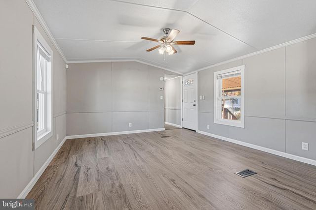 18 HAMMOCK TRL, Middle River, MD 21220