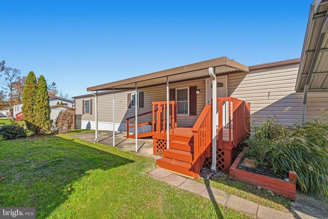 18 HAMMOCK TRL, Middle River, MD 21220