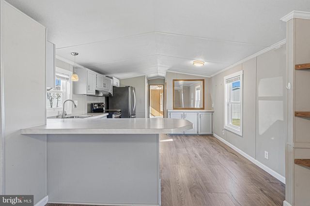 18 HAMMOCK TRL, Middle River, MD 21220