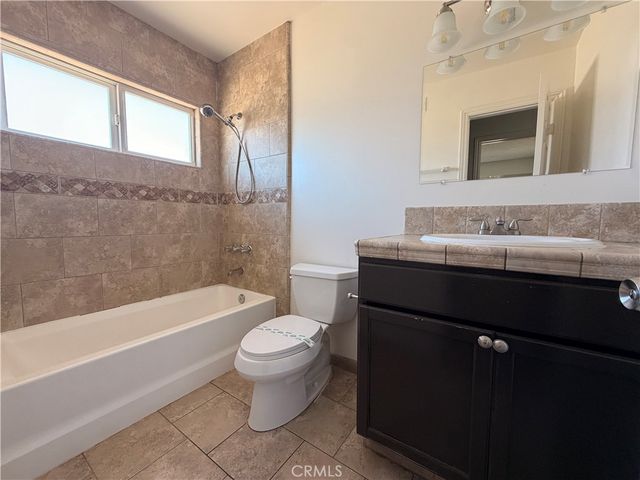 22625 Whittier, Colton, CA 92324