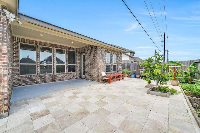 33519 Green Prairie Drive, Brookshire, TX 77423