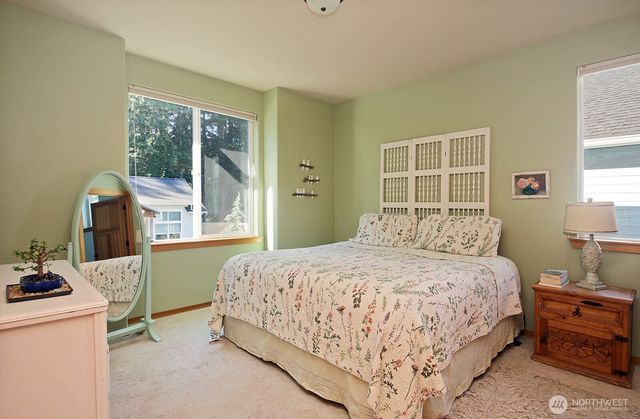 1043 Village Loop, Langley, WA 98260