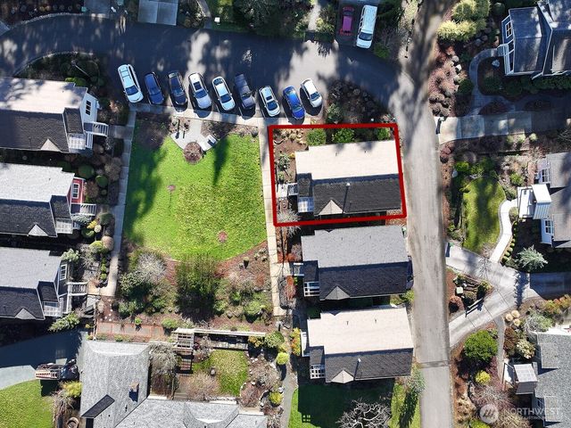 1043 Village Loop, Langley, WA 98260